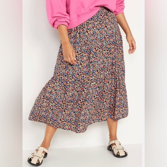 nwt Old navy floral tiered skirt. - Picture 1 of 4